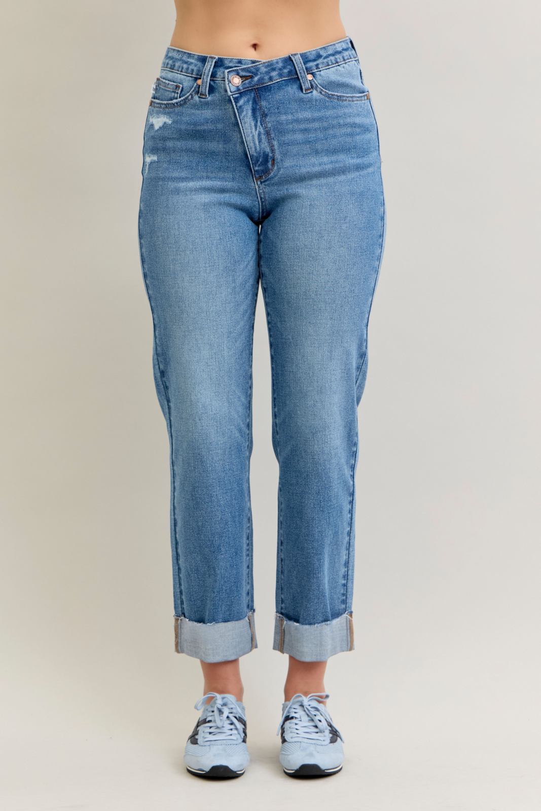 Criss Cross Jeans