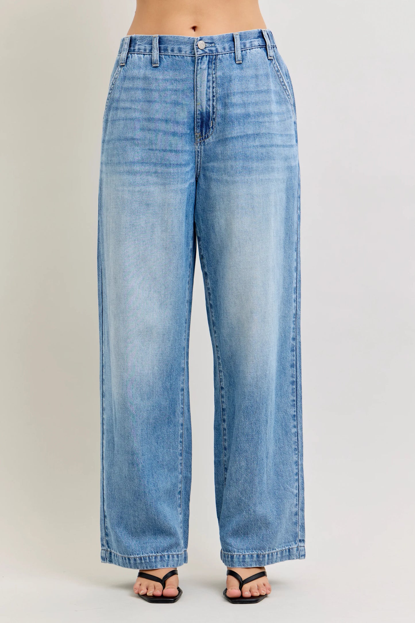 Featherweight Baggy Jeans