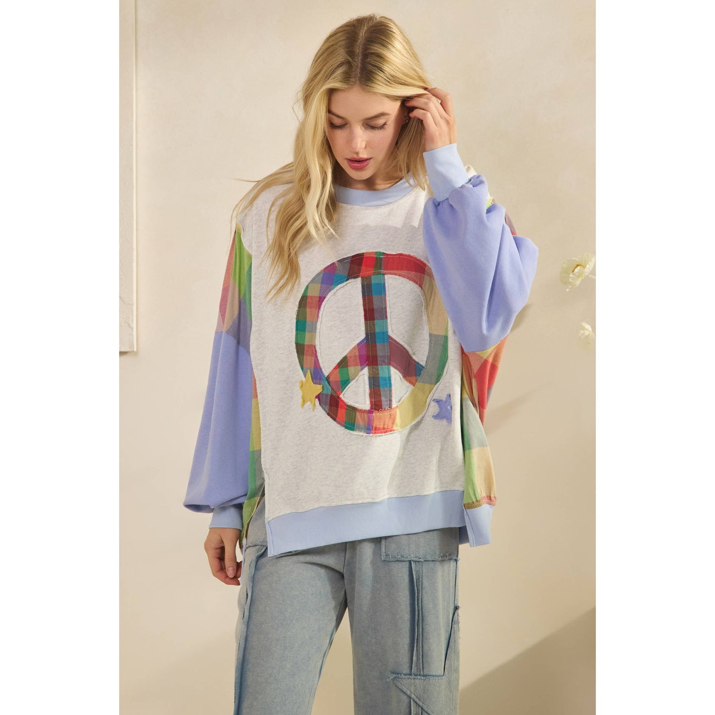PEACE SIGN SWEATSHIRT