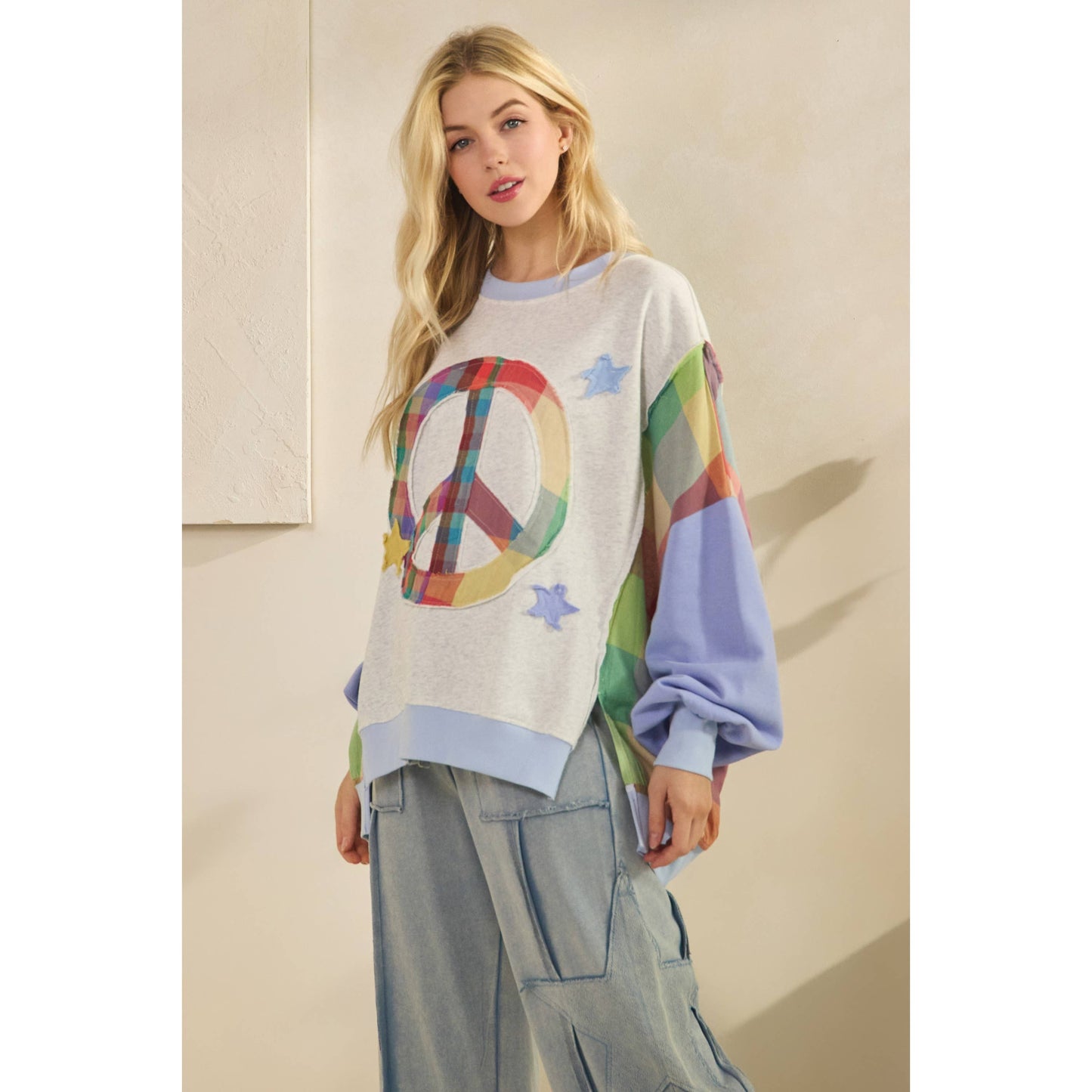 PEACE SIGN SWEATSHIRT