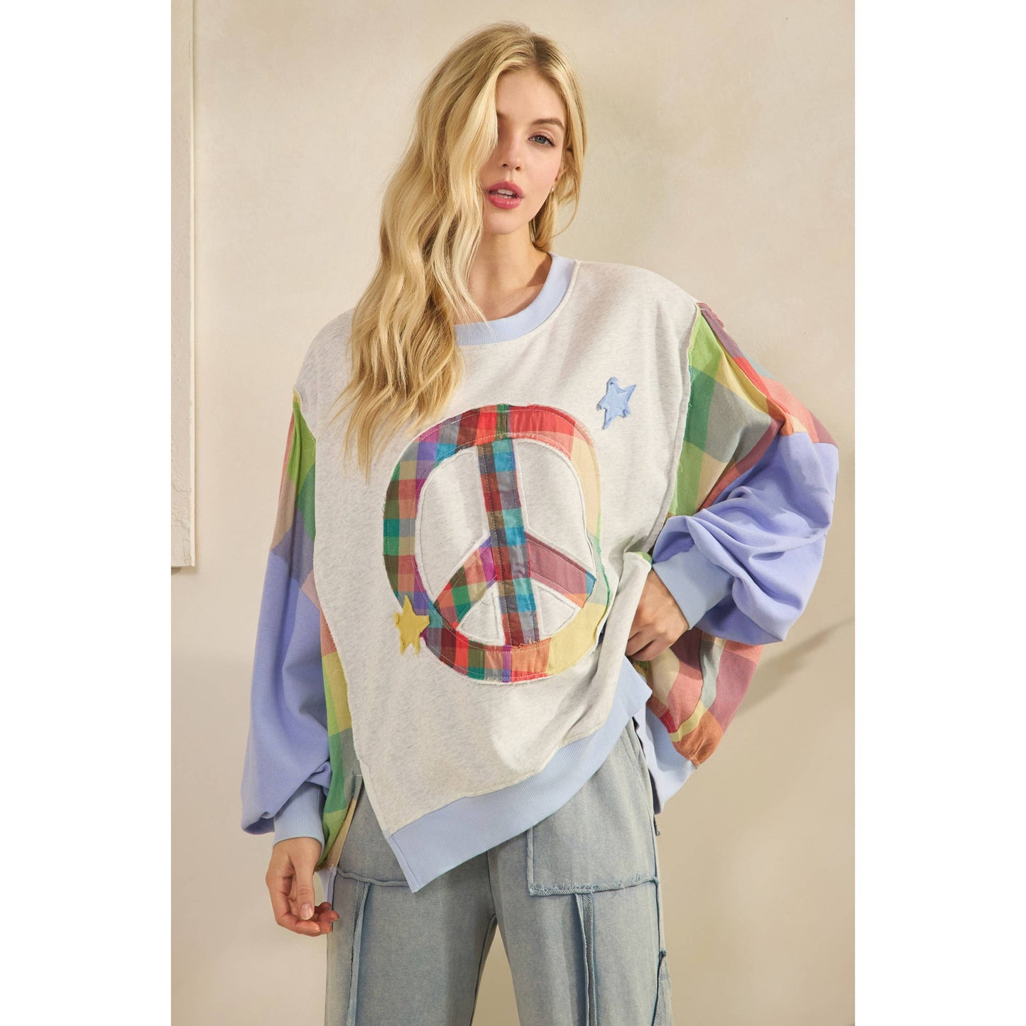 PEACE SIGN SWEATSHIRT
