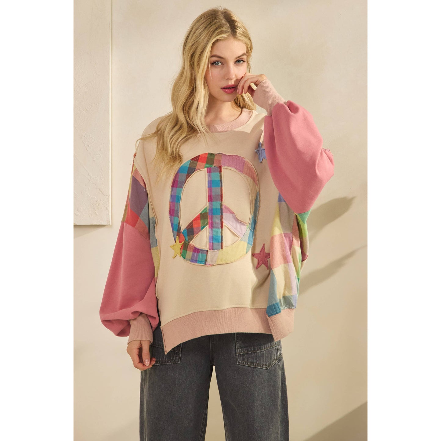 PEACE SIGN SWEATSHIRT