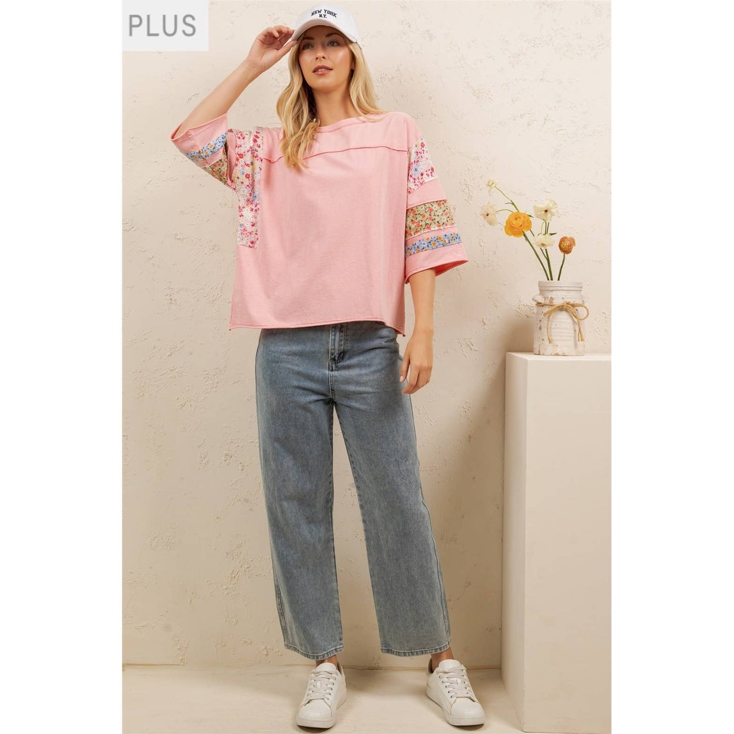 PATCH SLEEVE TEE PLUS
