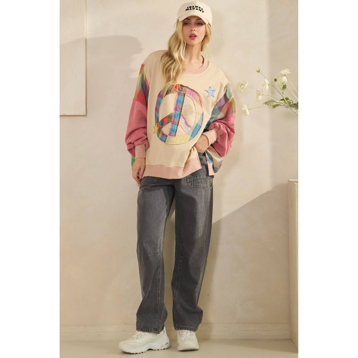 PEACE SIGN SWEATSHIRT